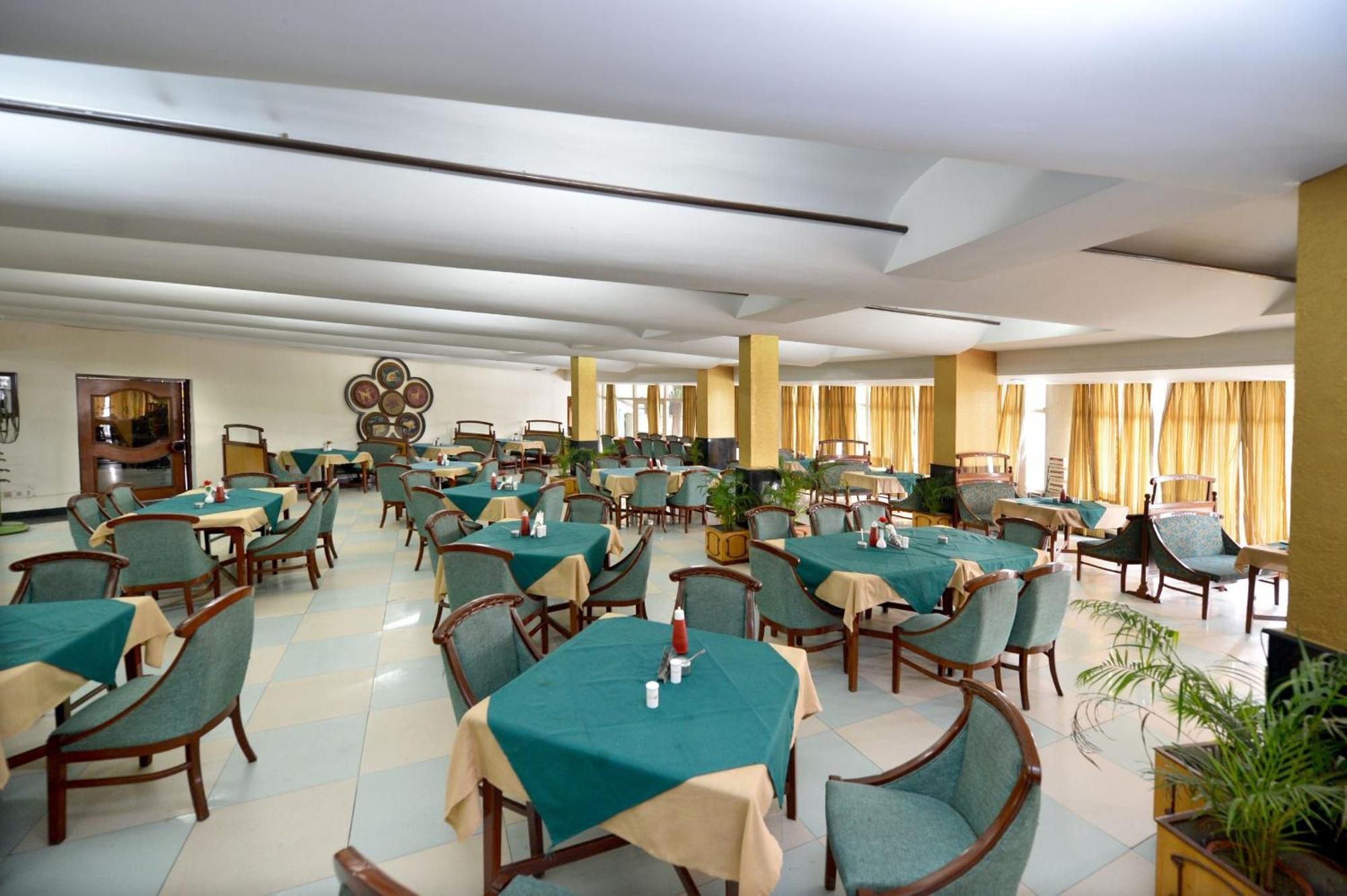 Karna Lake Tourist Resort Karnāl Exterior foto